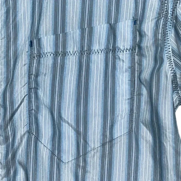 KÜHL Performance‎ Shirt Blue Stripe, Men’s Size Medium - Picture 3 of 9